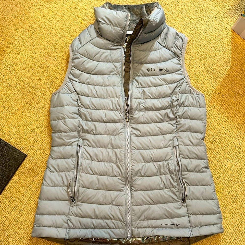 Columbia Puffer Vest size Small
